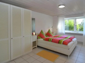 Flat With Mountain Views in Welferode