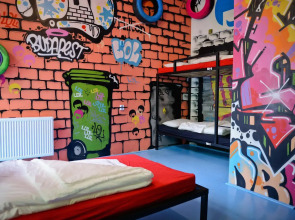 LOL Boutique Hostel City Center