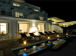 Perantzada Art Hotel