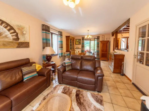 Magnificent Home in Tilf With Garden
