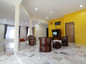 Puteri Homestay