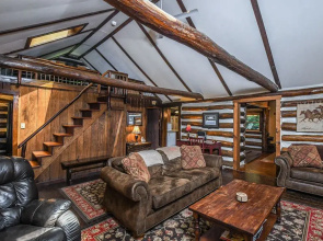 Tucked Inn 4 Bedroom House