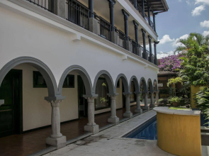 Hotel Colonial
