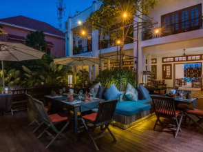 Apsara Centrepole Hotel