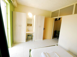 Vanessa Hotel