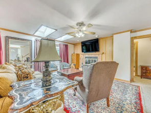 < 1 Mi to The Lodge: Cloudcroft Home w/ Fireplace