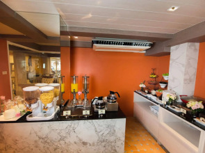 Khaosan Palace Hotel