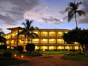 Fiesta Resort Central Pacific - All Inclusive