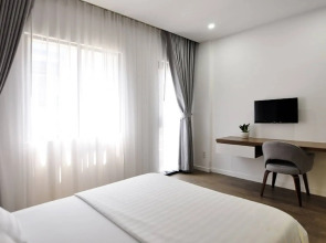 Royal Dragon Boutique Hotel