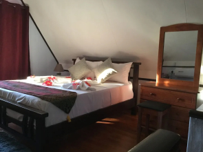 Mer Riviere Self Catering