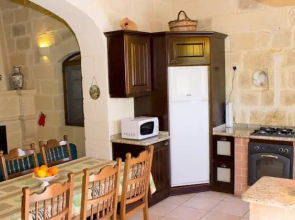 Villayana Gozitan Farmhouse with pool