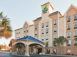 Holiday Inn Express And Suites - Myrtle Beach