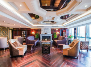 Paramount Gallery Hotel