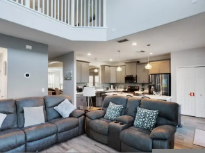 6 Bedroom Disney Home Lanai Screened Pool Spa