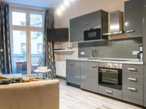 Upmarket Studio with Balcony in Friedrichshain