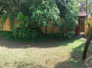 Roosters Nest BnB