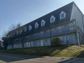 Apartment With Access to Pool, Spa & Soft Play