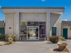 Days Inn & Suites Tucson AZ