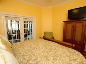 Phoenix West by Luxury Coastal Vacations
