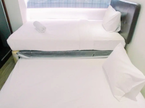 3BR Apartment at 1 Park Residences with Private Lift