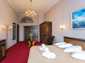 Гранд Астория