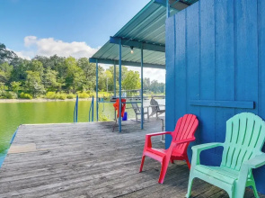 Table Rock Lake Condo: Boat, Fish, Swim!