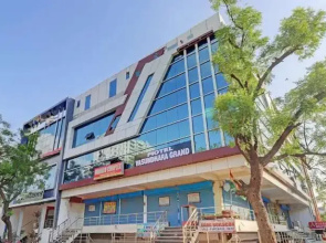 Goroomgo Vasundhara Grand Ghaziabad