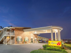Super 8 by Wyndham Monroe West