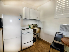 Dunes Inn Wilshire - In Los Angeles (Downtown Los Angeles)