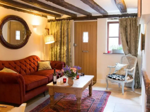 Meddlars a Historic Cottage on the Countryside Edge of a Vibrant Market Town