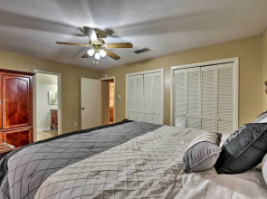 Pet-friendly Missouri City Home w/ Fenced-in Yard!