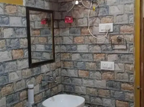 Tirthan Villa Resort