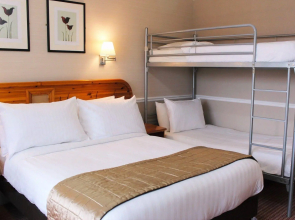 The Inn on the Lake Hotel