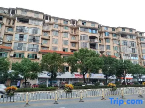 Zixing Baichuan Hotel