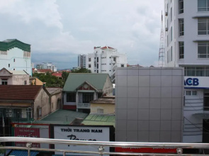 Jade Hotel