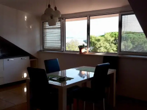 Luxurious 3-Bed Penthouse with Stunning View