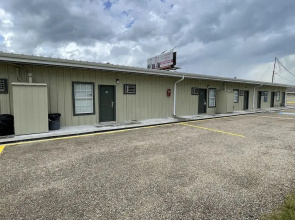 Economy Inn