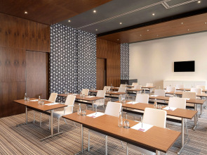 Hyatt Place Dubai Wasl District