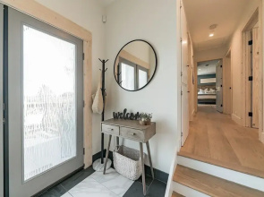 Bayside Mountain Retreat With Gorgeous Views And Private Hot Tub! 5 Bedroom Home by Redawning