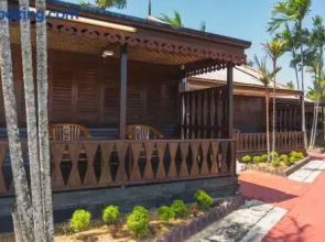 Shah's Beach Resort