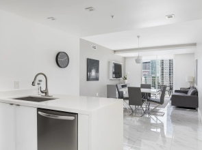 Fortune House Hotel Suites