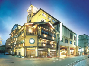 Awara Grand Hotel