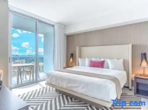 Hyde Beach House 2309