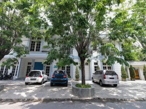 Airy Kertajaya Indah Timur Lima Belas 17 Surabaya