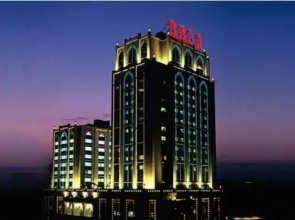 Xinjiang Plaza Guest Building