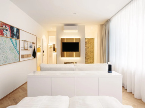 Hotel Schani Salon