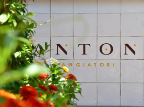 San Anton Hotel
