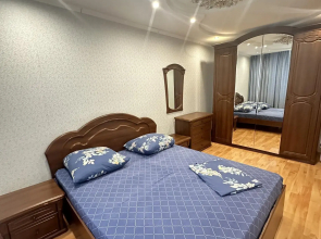 Apartments DenNoch in the 1st microdistrict, 42A