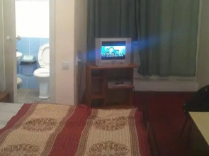 Dostuk Hotel