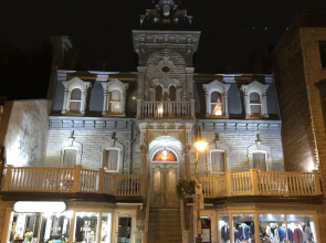 Le Château du Faubourg B&B